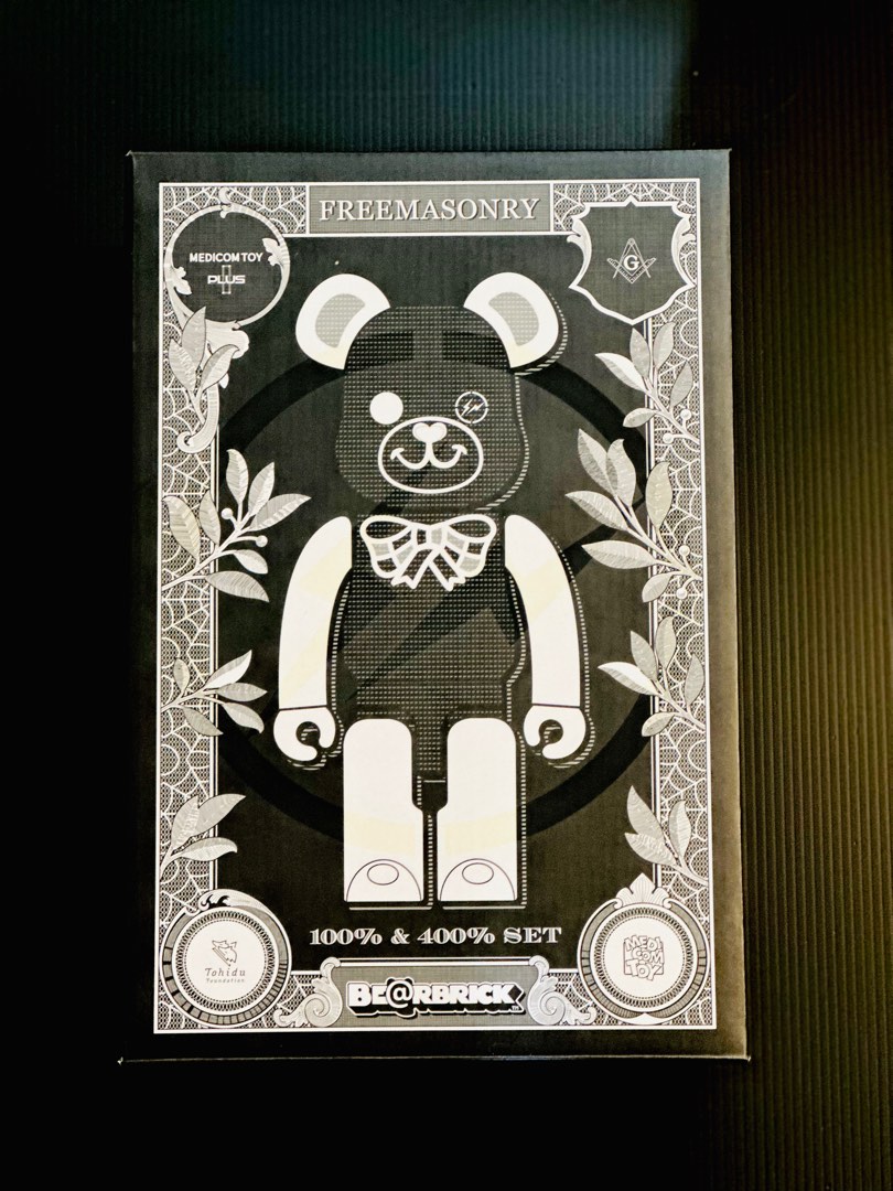 BearBrick Freemasonry x Fragment Design 100% + 400% - White