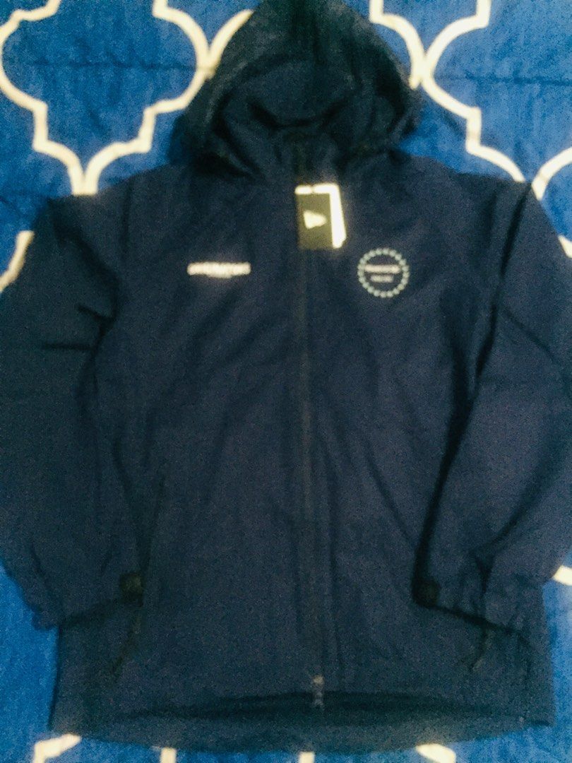 Hoodie new era originators, Men's Fashion, Coats, Jackets and Outerwear on  Carousell