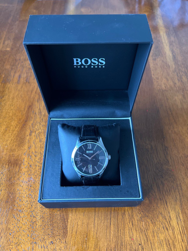 Hugo Boss Watch, Men's Fashion, Watches & Accessories, Watches on Carousell