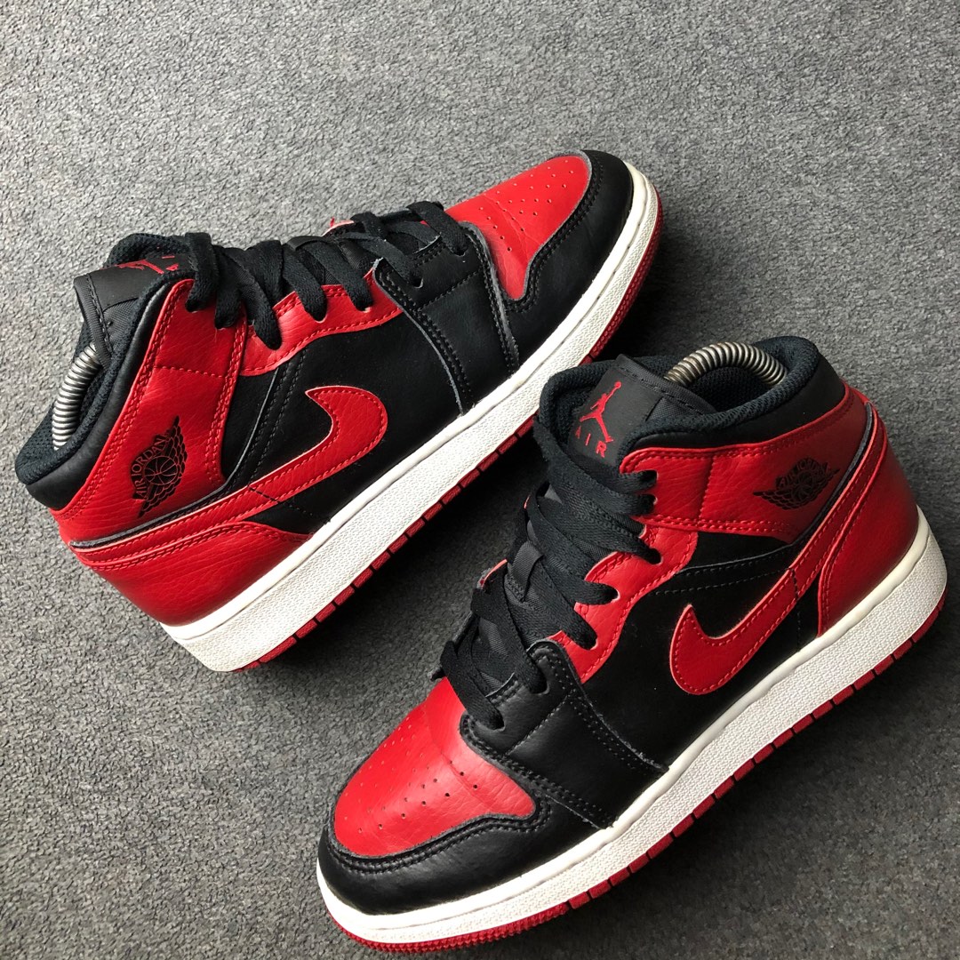 Jordan 1 mid breds gs, Women's Fashion, Footwear, Sneakers on Carousell
