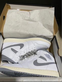 (Category: ) located in . Submitted by zz945 (Listing ID 1212015534, Image 1). Description: .
