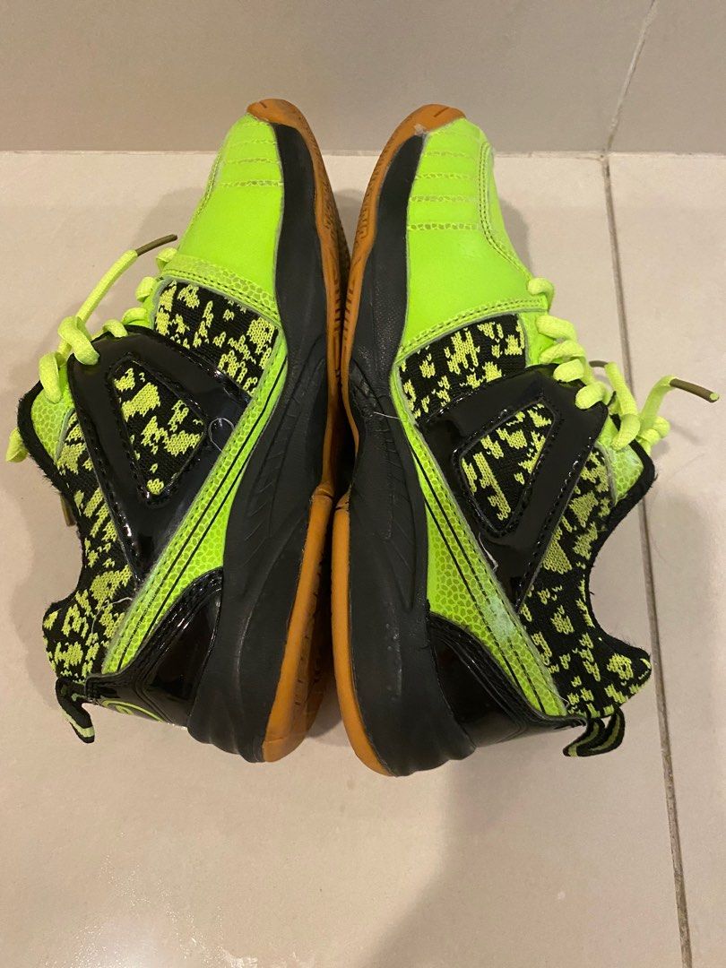 badminton shoes for childrens