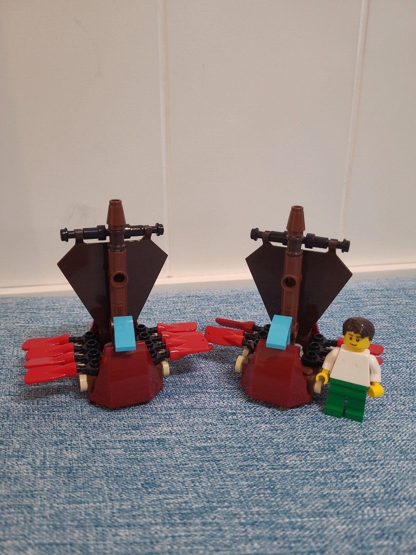 Lego Viking Ship 2 sets 40323