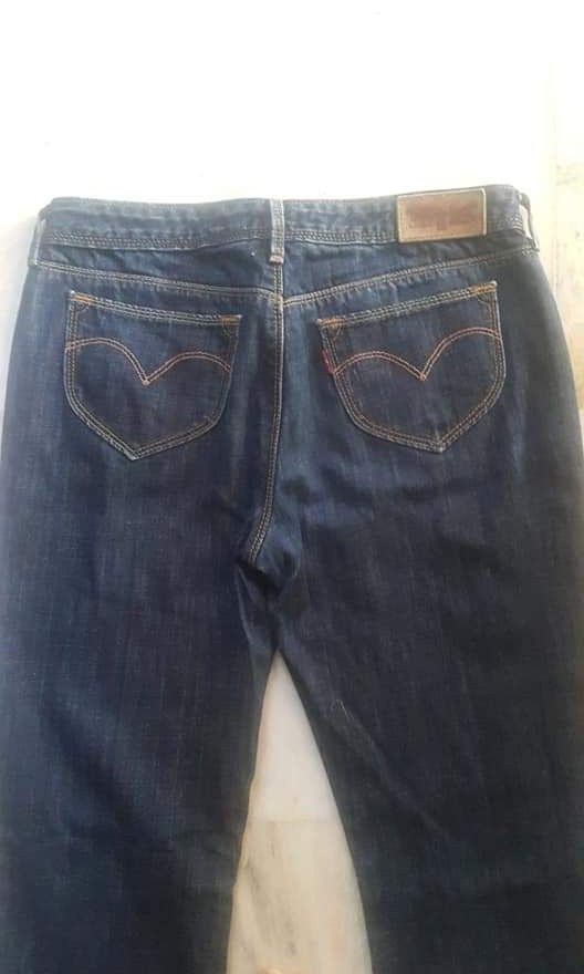 Women's Jeans Levis Size 30 Classy Style Pants, Women's Fashion, Bottoms,  Jeans on Carousell
