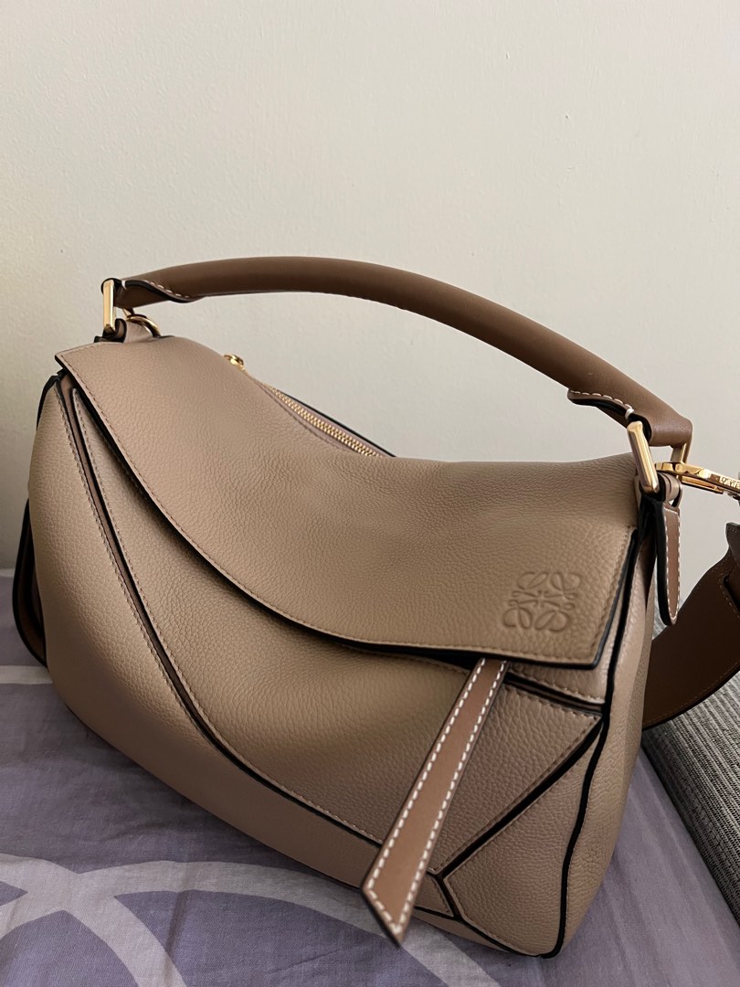 Loewe medium sale puzzle bag tan