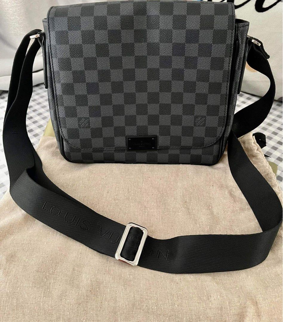Louis Vuitton District PM in Damier Graphite Canvas, Men's Fashion, Bags,  Sling Bags on Carousell