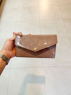 Authentic Louis Vuitton Red Vernis Sarah Chain Wallet LV, Luxury, Bags &  Wallets on Carousell