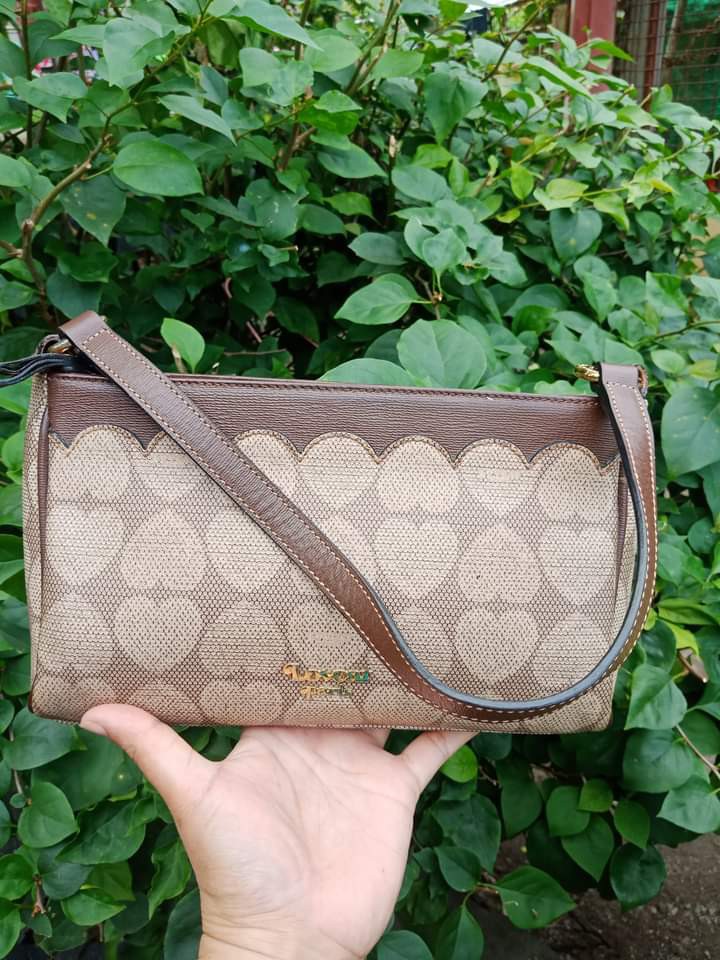 LOVCAT, Luxury, Bags & Wallets on Carousell