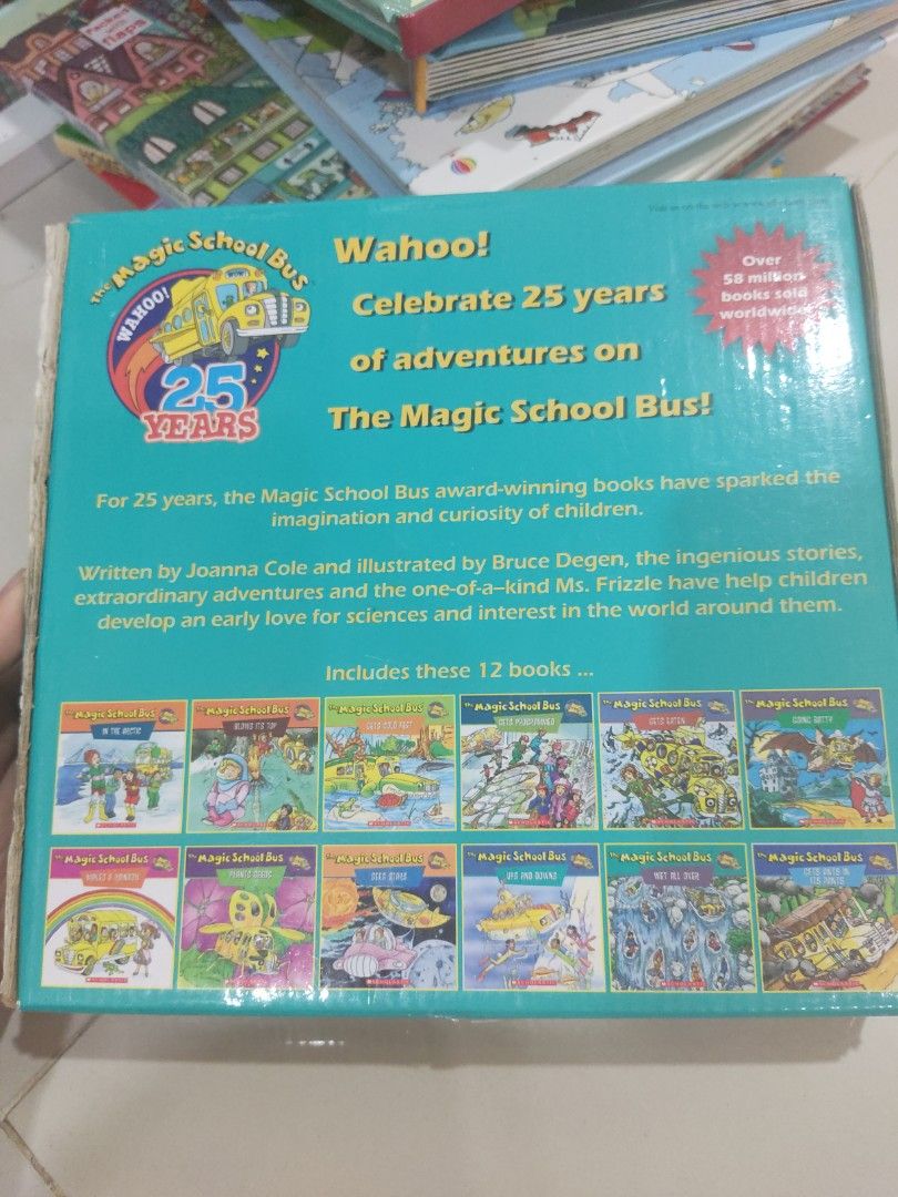 Magic school bus box set, Hobbies & Toys, Books & Magazines, Children's