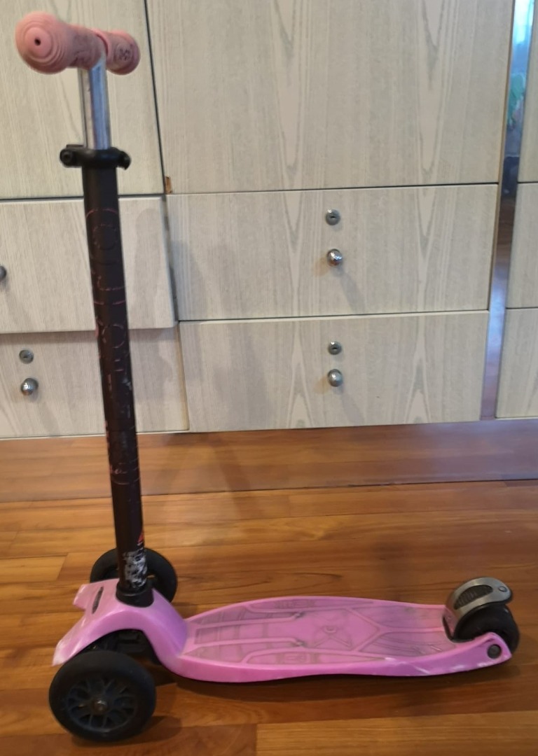 Maxi Micro Classic Scooter (Pink), Sports Equipment, Other Sports ...