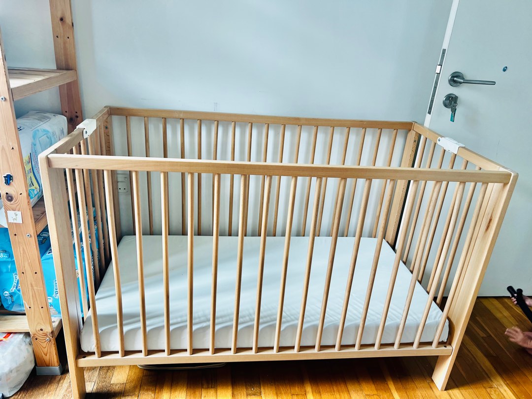 Mothercare folding sale cot