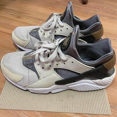Huarache rare store