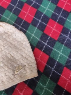 Nike Beanie Knit Pluffy White Original