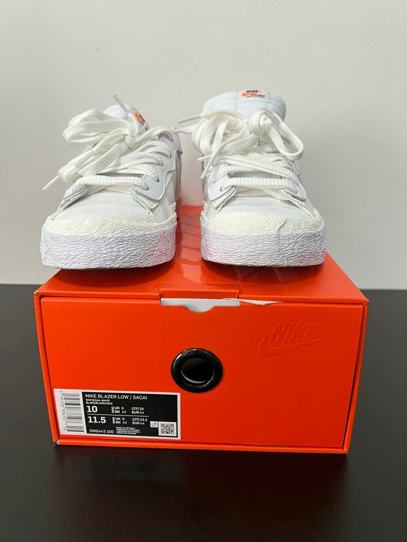 Nike blazer sacai low, Fesyen Pria, Sepatu Sneakers di Carousell