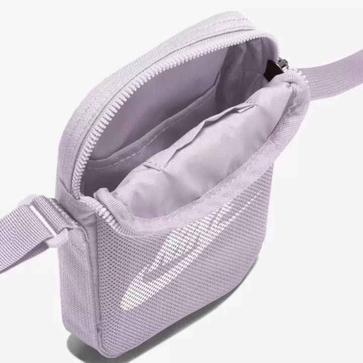 Nike crossbody bag, Men's Fashion, Bags, Sling Bags on Carousell