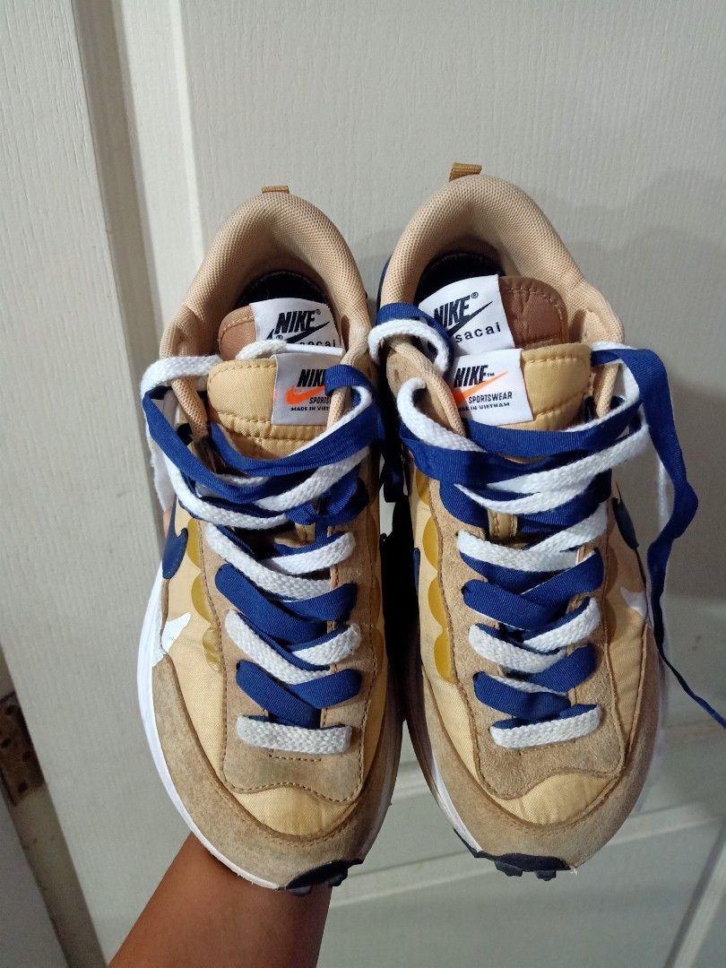 vaporwaffle sesame stockx