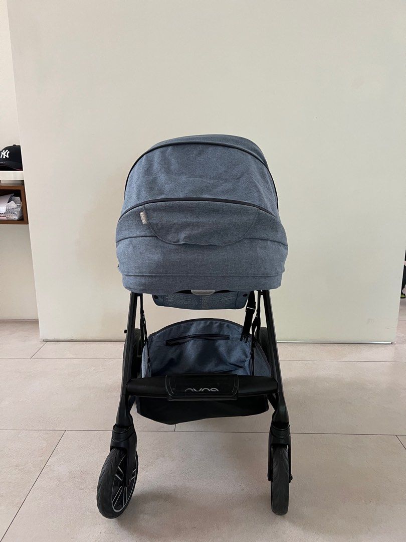 Nuna Mixx full recline quick fold stroller, Babies & Kids, Going Out