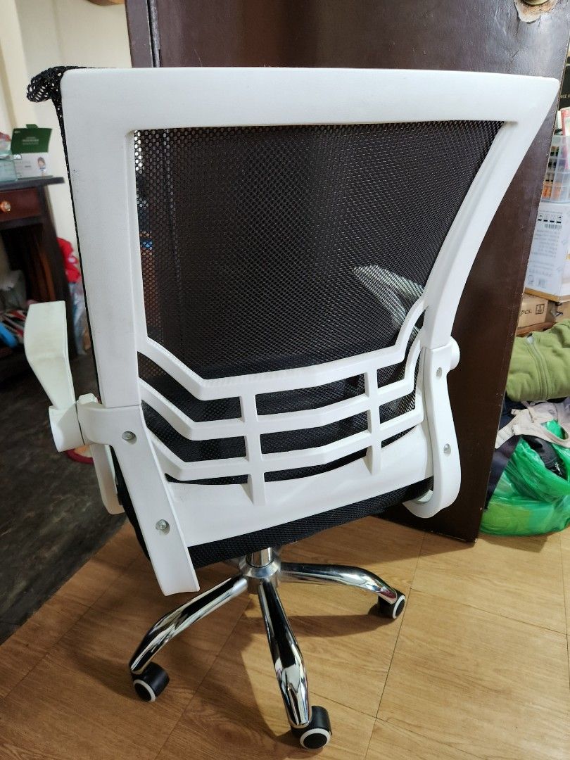 Office chair, Furniture & Home Living, Furniture, Chairs on Carousell