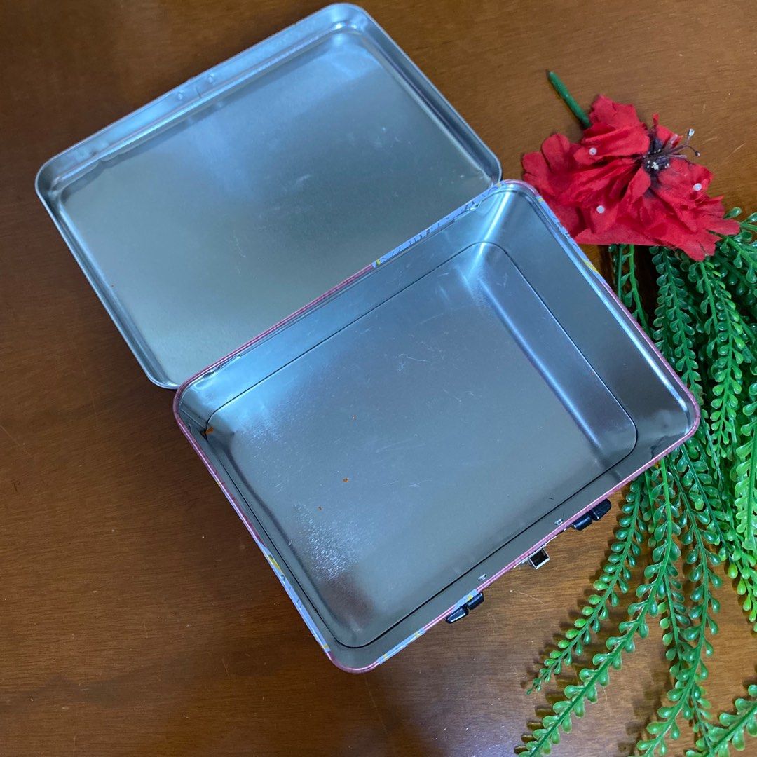 Pokémon trading card game metal box_ Pikachu metal box_ 比卡超铁盒, Hobbies