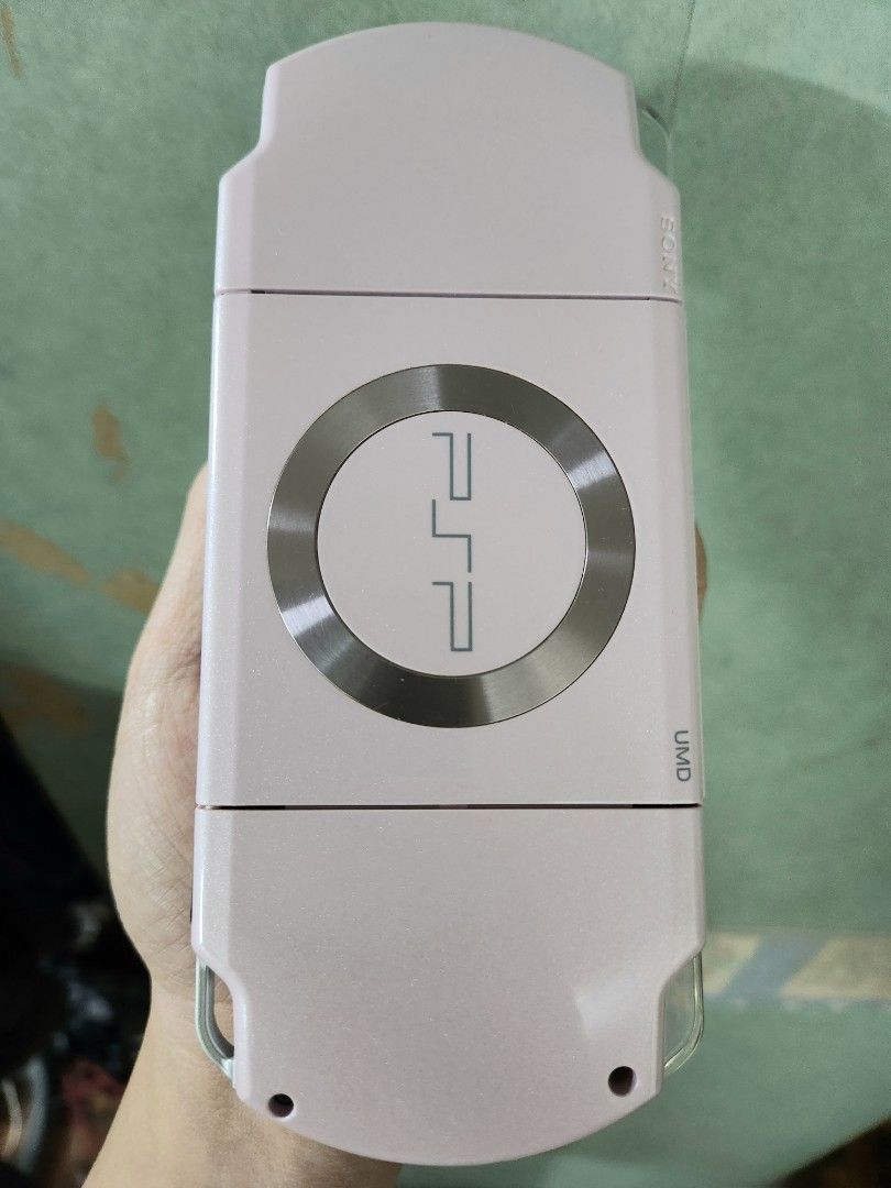 PSP Rose Pink (Brand New) Playstation Portable, Video Gaming, Video