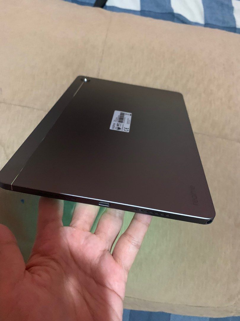 Real me pad (Category: Android) located in San Juan City. Submitted by ywkly (Listing ID 1211948503, Image 2). Description: Hindi nagamit bago pa wlng gas gas Orig price 13k Rfs company provided ipad With pink new case.