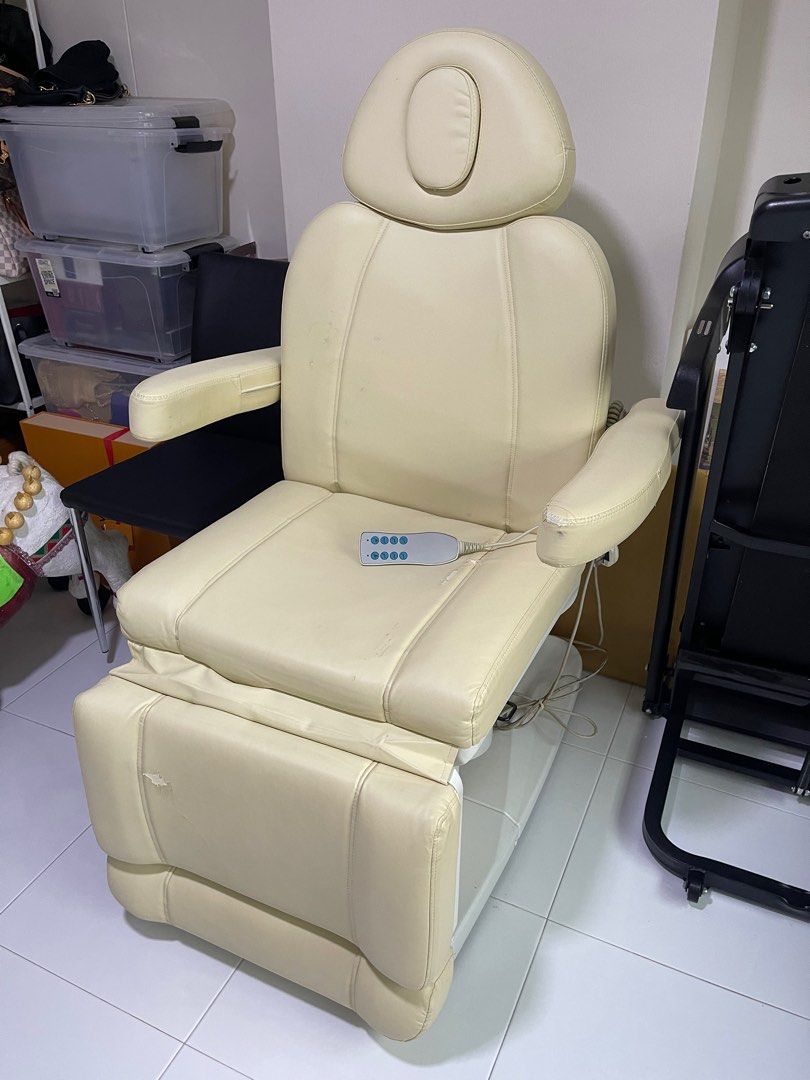 Recliner Spa Chair / Bed, Furniture & Home Living, Furniture, Chairs on