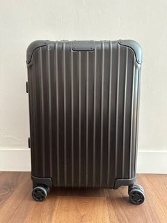 （分類：）位於 。 由 J__3011 提交（商品編號 1211907204，圖片 1）。簡介： 。