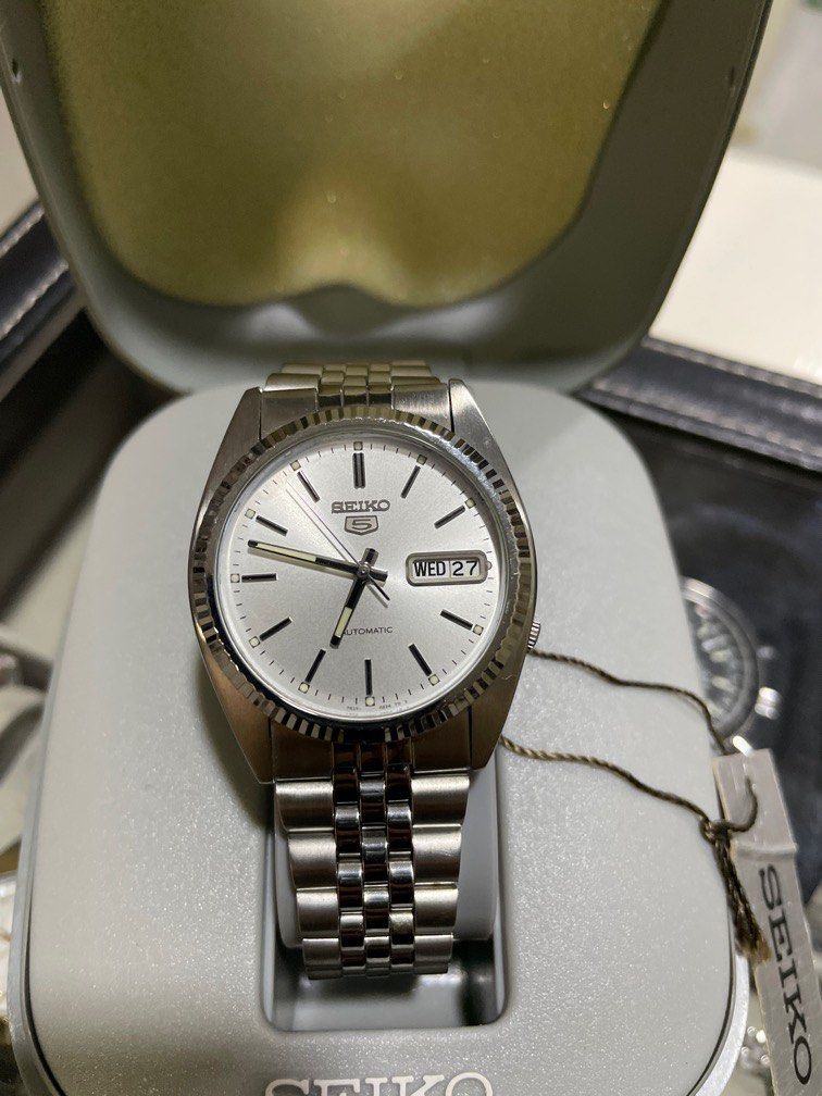 Seiko Datejust (Rolex Homage), Men's Fashion, Watches & Accessories,  Watches on Carousell