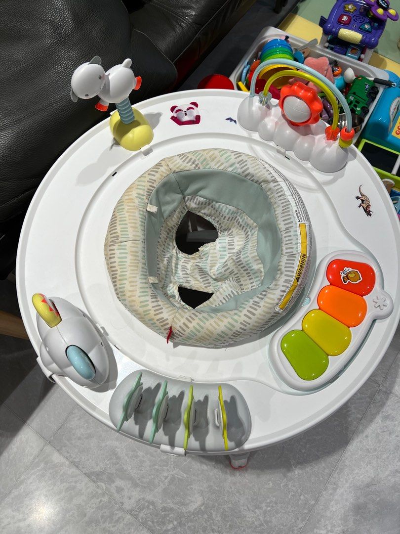 Skip hop activity centre, Babies & Kids, Baby Nursery & Kids Furniture