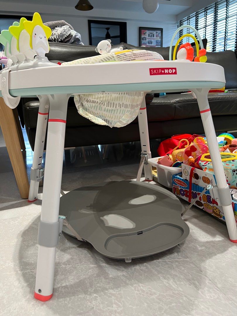 Skip hop activity centre, Babies & Kids, Baby Nursery & Kids Furniture