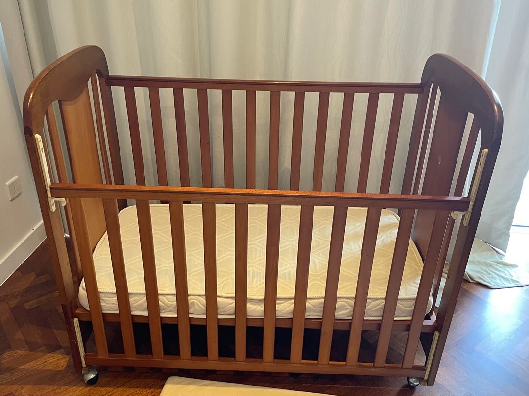 Solid wood traditional cot with coconut husk mattress included, Babies & Kids, Baby Nursery