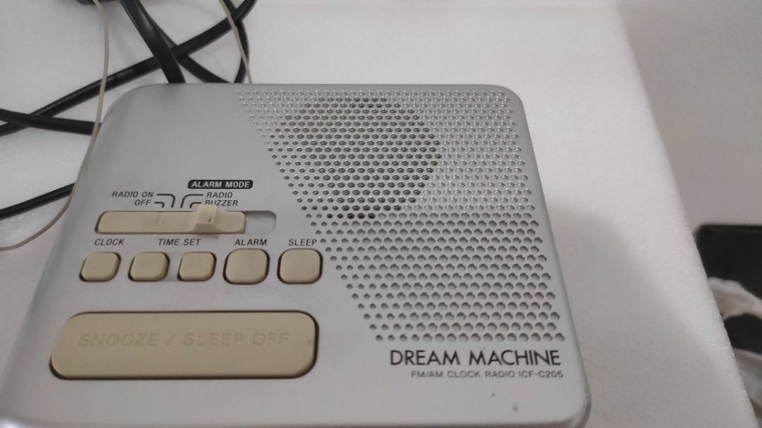 Sony Dream Machine Clock Radio Alarm ICFC205, Furniture & Home Living
