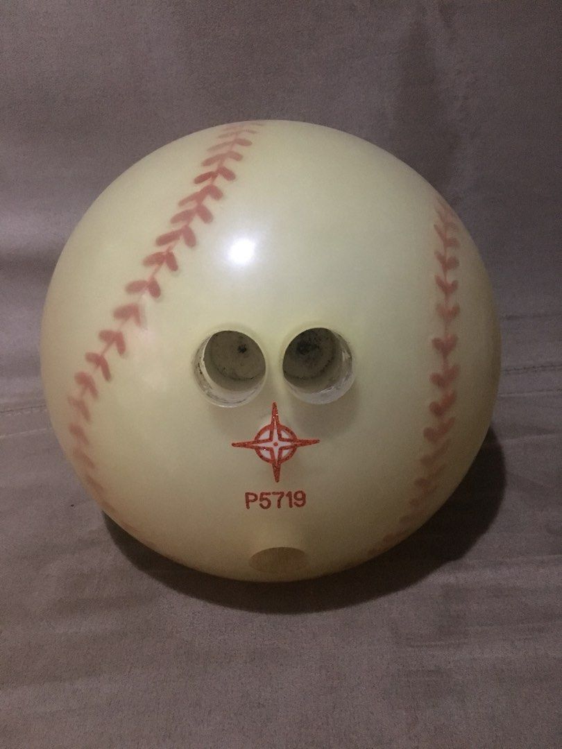 Spare Bowling Ball Unique Design 12.5lbs, Sports Equipment, Sports