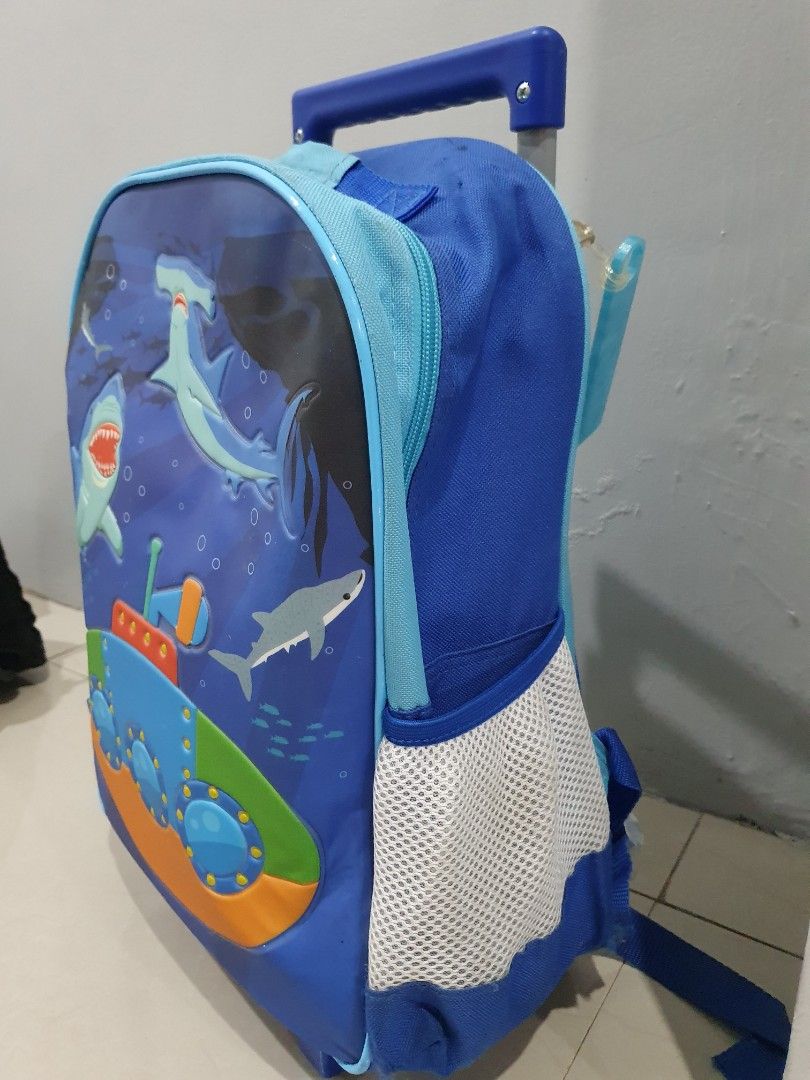 Stroller Bag Used 3months Only (Category: Babies & Kids Fashion) located in Pasig City. Submitted by bubbles2022 (Listing ID 1212041934, Image 2). Description: bought at SM department store for 1.5k used 3months only. like New. needs cleaning only, no damage. RFS: new bag received as gift.