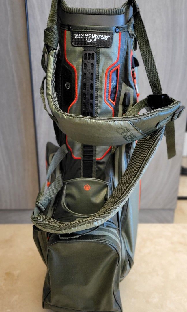 Sun Mountain Golf Bag, Sports Equipment, Sports & Games, Golf on Carousell