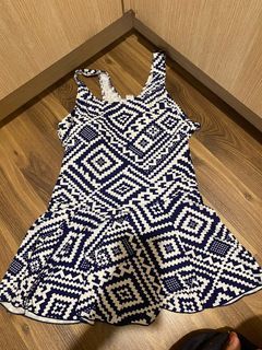 swimsuit with skirt L