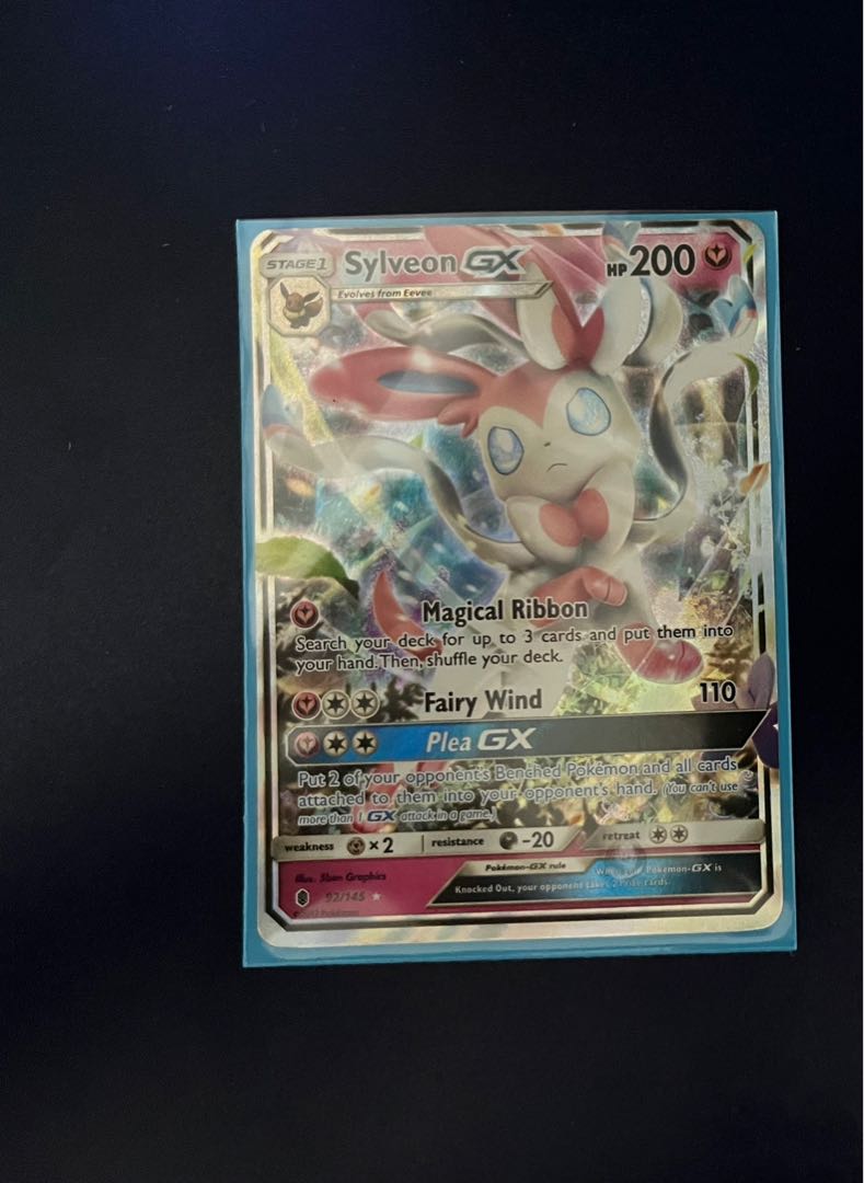 ERREUR Miscut Sylveon GX 92/145 CGC 8，5 Pokémon Gardiens du Soleil et ...