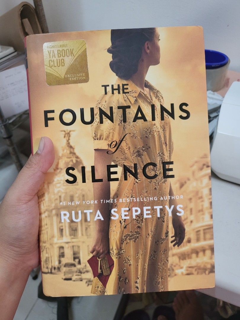 THE FOUNTAINS OF SILENCE RUTA SEPETYS HARDBOUND BOOK, Hobbies & Toys