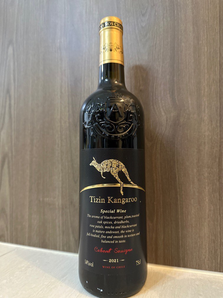 Tizin kangaroo special wine, Food & Drinks, Alcoholic Beverages on