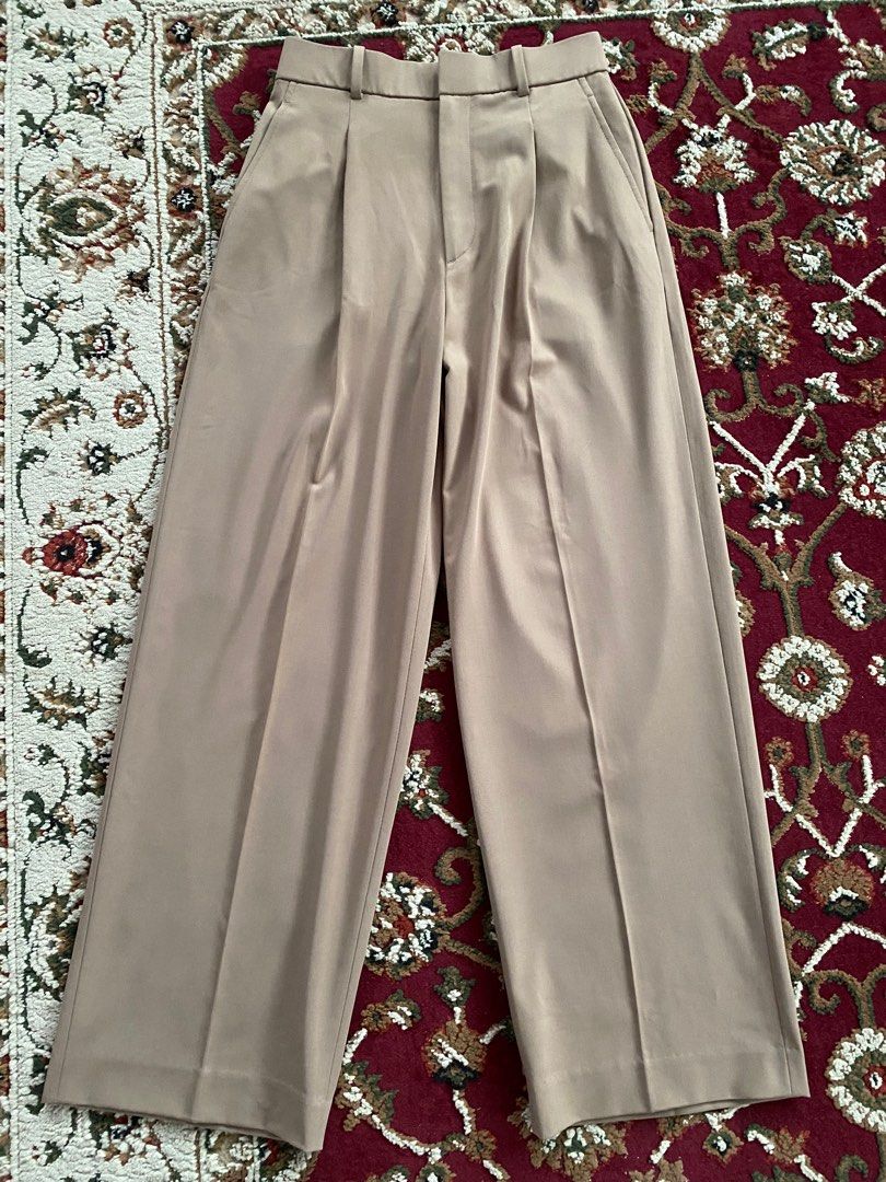 Pleated Wide Straight Pants