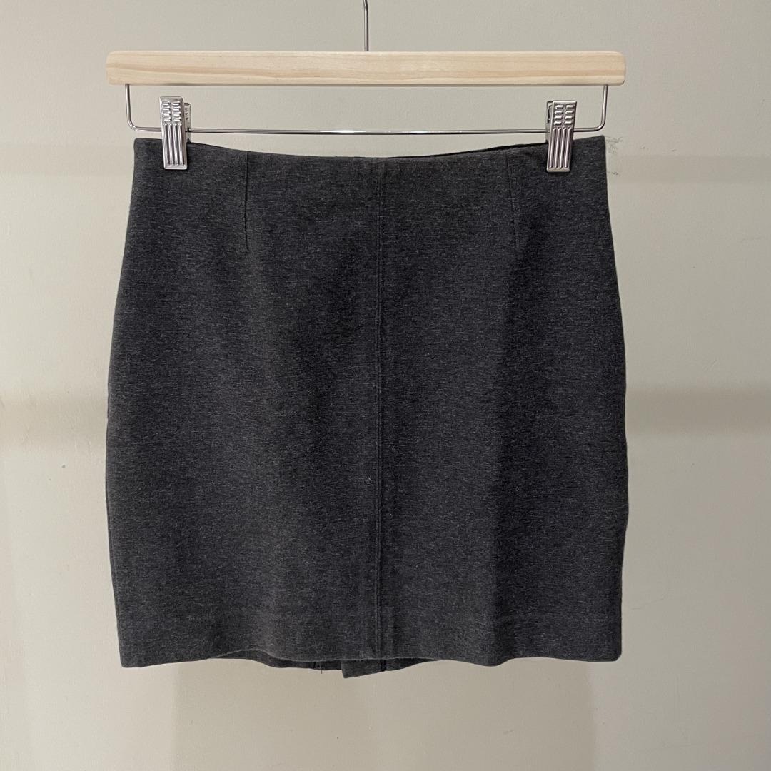 UNIQLO skirt rok span abu-abu dark grey size M rok kerja office work ...