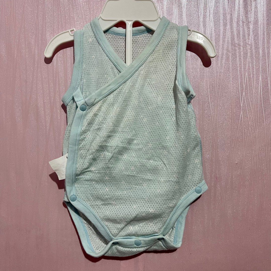 UNIQLO Snap Onesie Mesh, Babies & Kids, Babies & Kids Fashion on Carousell