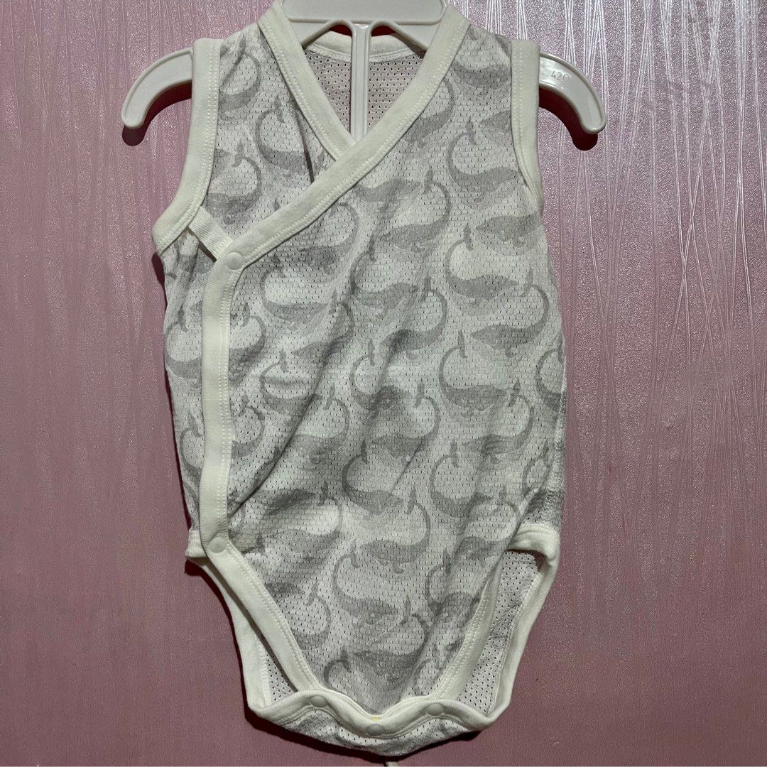 UNIQLO Snap Onesie Mesh, Babies & Kids, Babies & Kids Fashion on Carousell