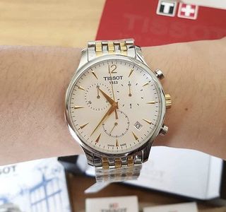 (Category: ) located in . Submitted by dmv.cdo (Listing ID 1211996014, Image 1). Description: .