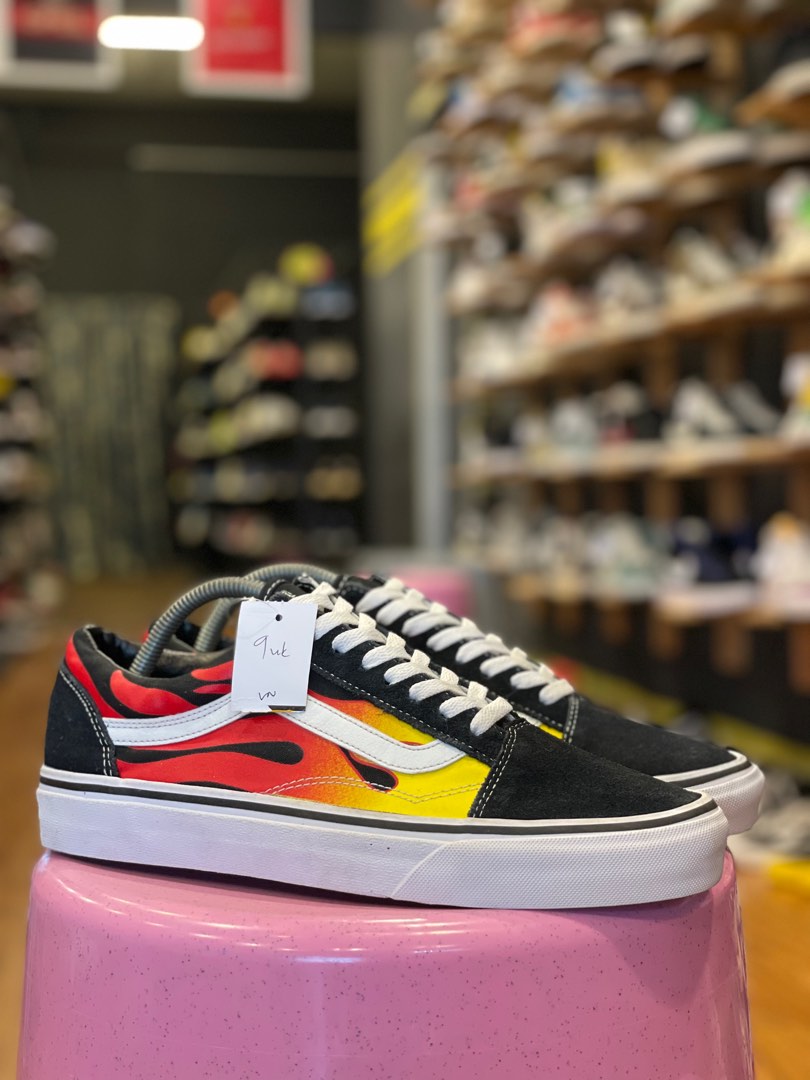 Vans old skool flame trainers deals