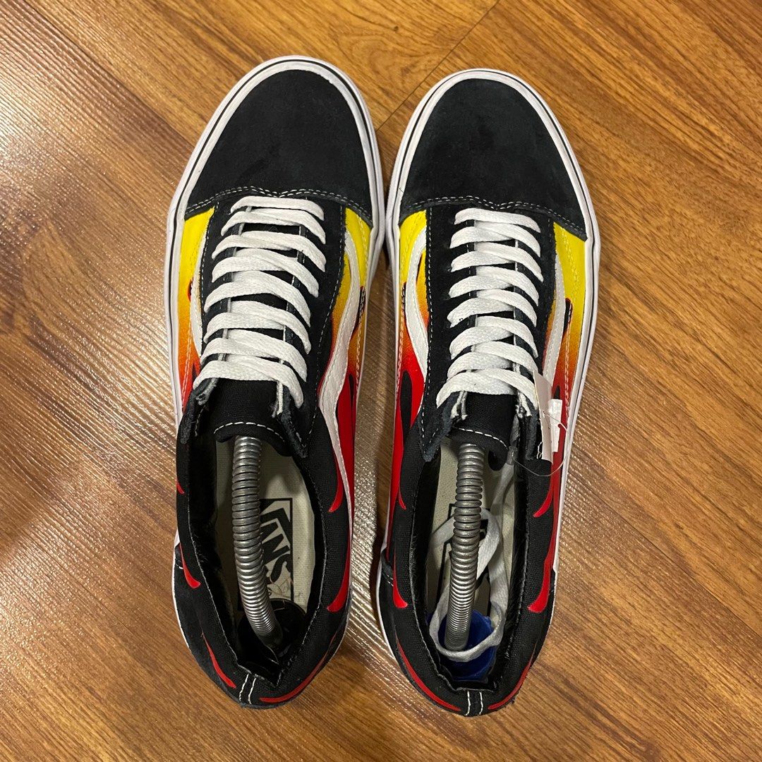 Vans old store skool flame trainers