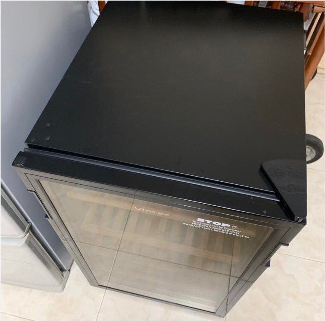 Vintec Wine Chiller, TV & Home Appliances, Kitchen Appliances