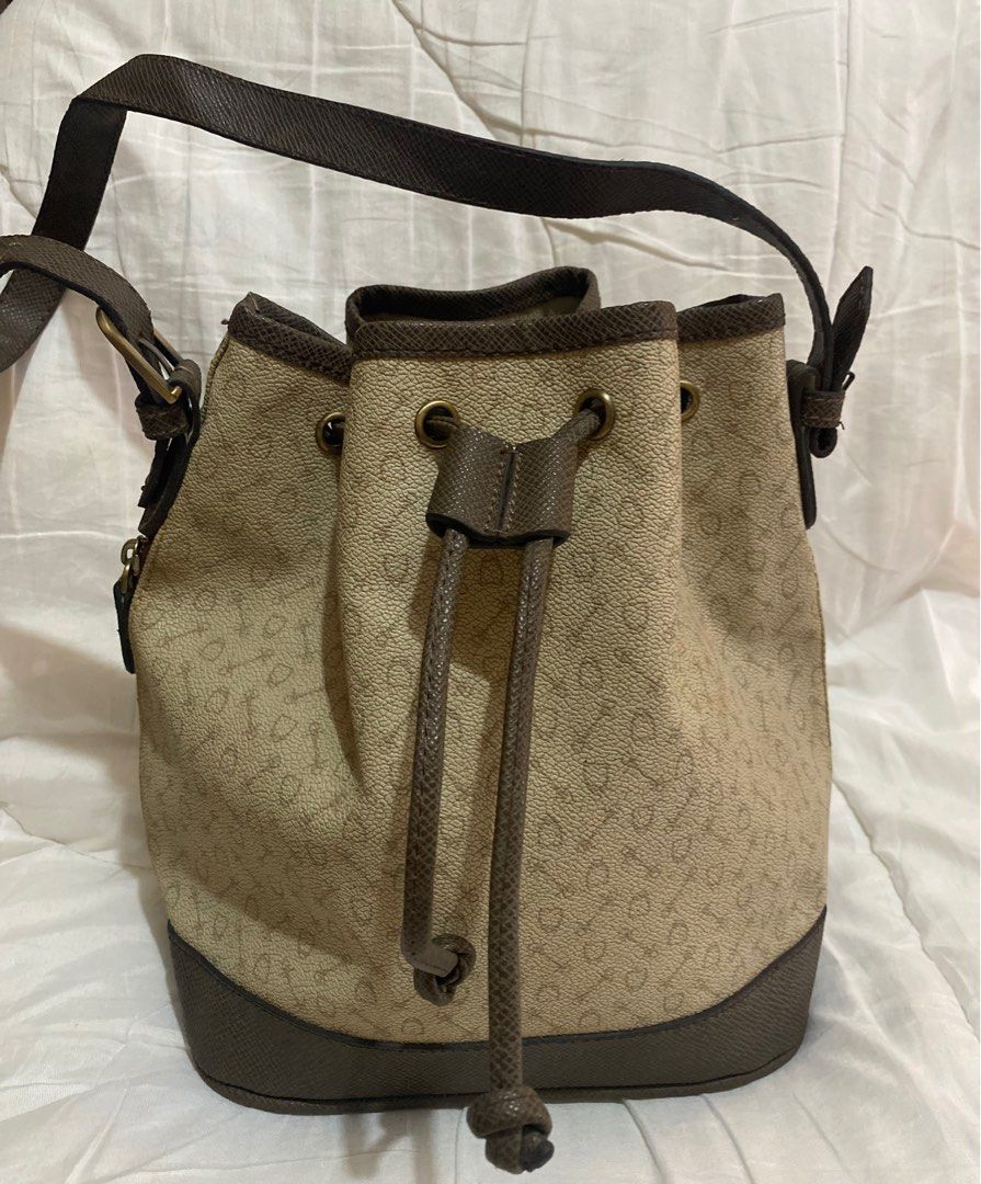 WHY bucket bag, Women's Fashion, Bags & Wallets, Shoulder Bags on Carousell