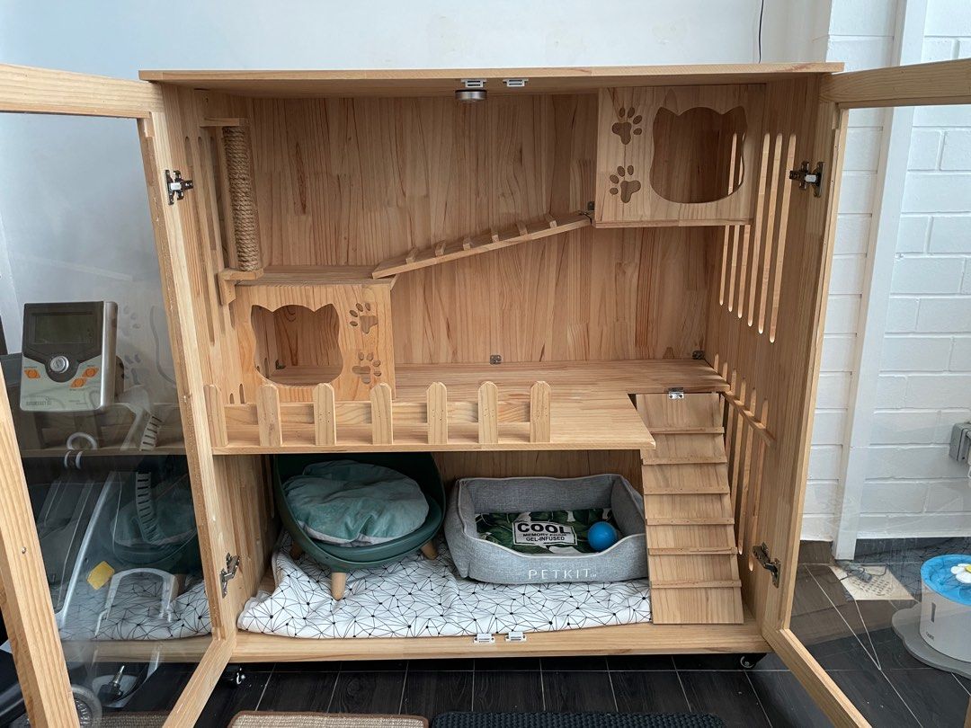 Wooden cat cage, Pet Supplies, Homes & Other Pet Accessories on Carousell