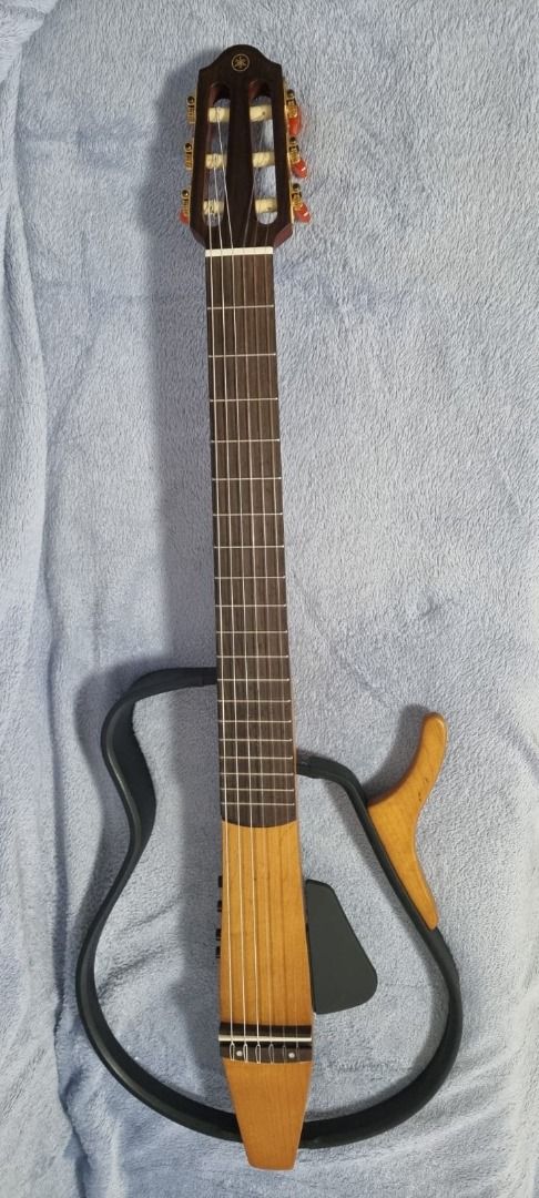 Yamaha silent clearance guitar slg110n